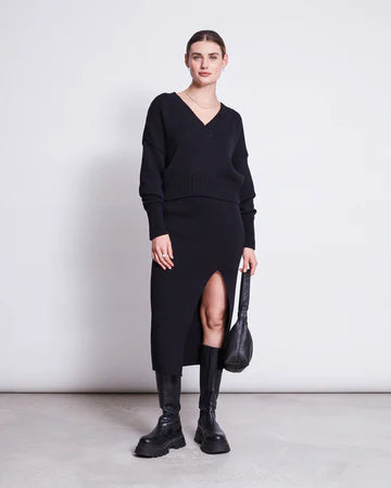 JAN NJUNE Jumper LUZ Black